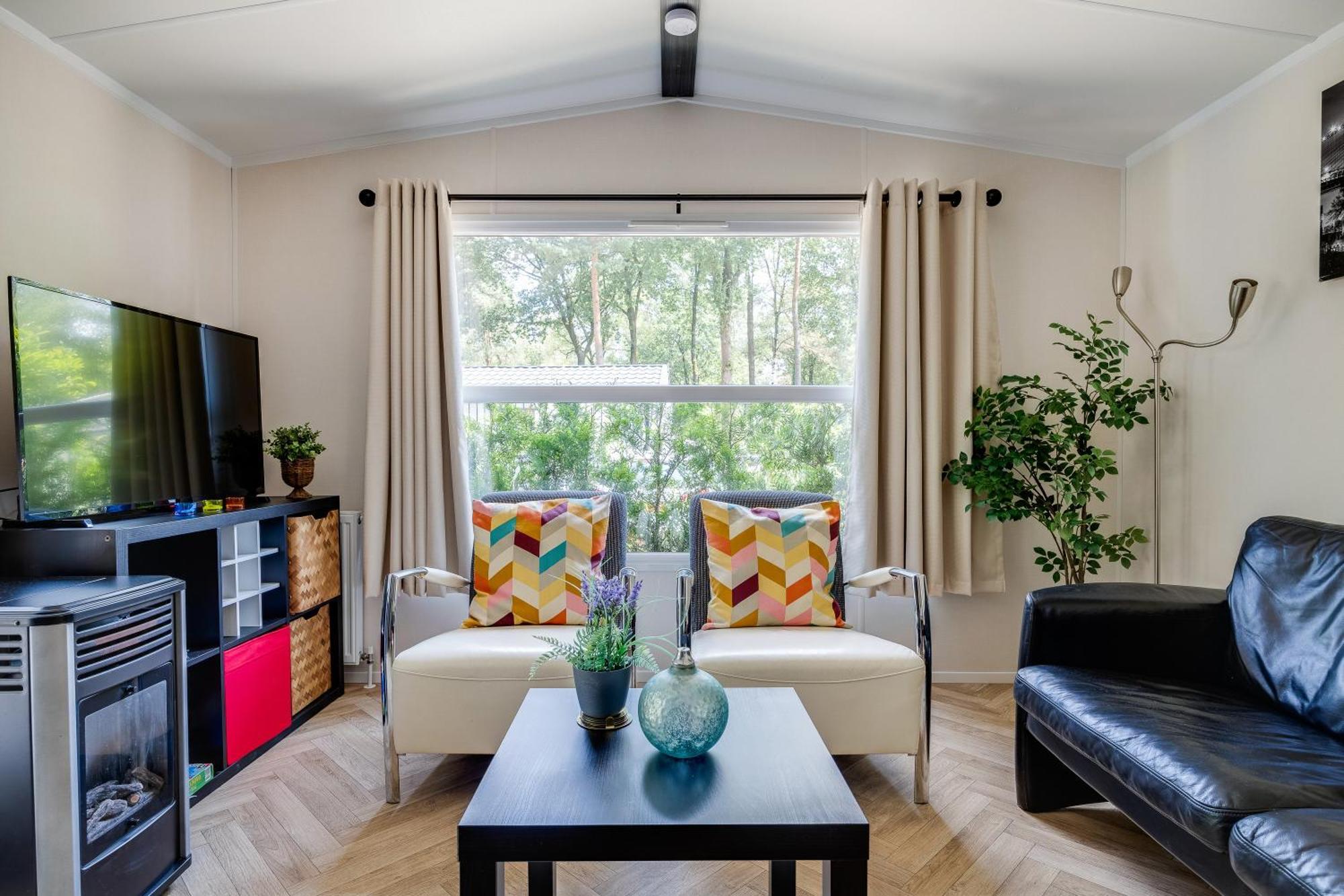 Veluwe Hoenderloo Luxury Chalet With Private Sauna And Hot Tub - Swimming Pool Tennis Court Supermarket Bowling Alley Theatre And Entertainment For Children Esterno foto