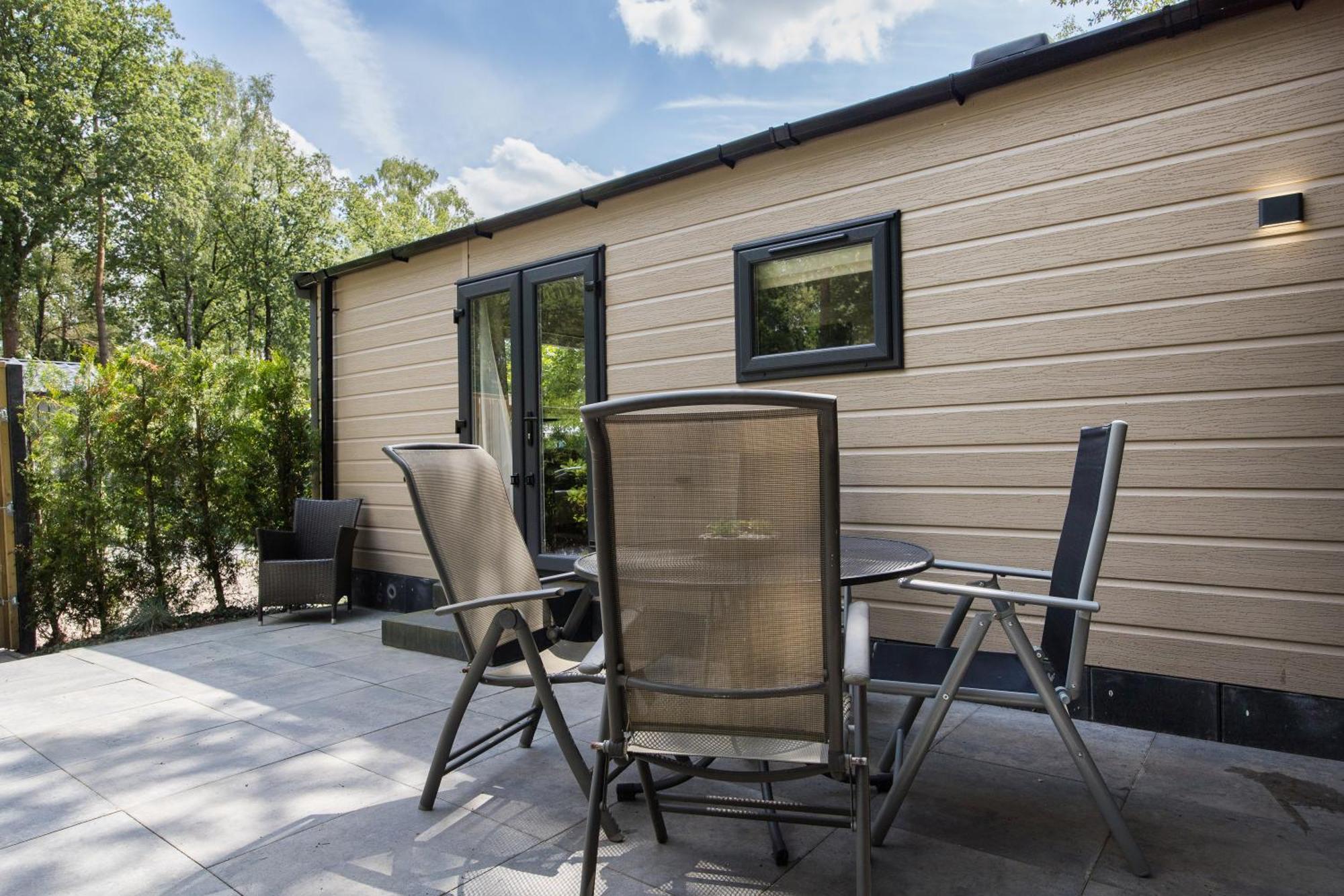 Veluwe Hoenderloo Luxury Chalet With Private Sauna And Hot Tub - Swimming Pool Tennis Court Supermarket Bowling Alley Theatre And Entertainment For Children Esterno foto