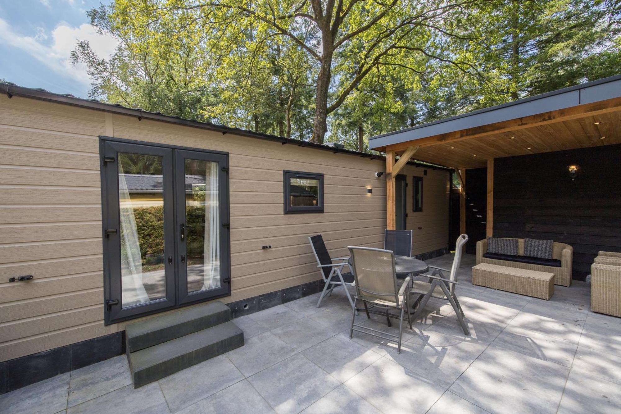 Veluwe Hoenderloo Luxury Chalet With Private Sauna And Hot Tub - Swimming Pool Tennis Court Supermarket Bowling Alley Theatre And Entertainment For Children Esterno foto