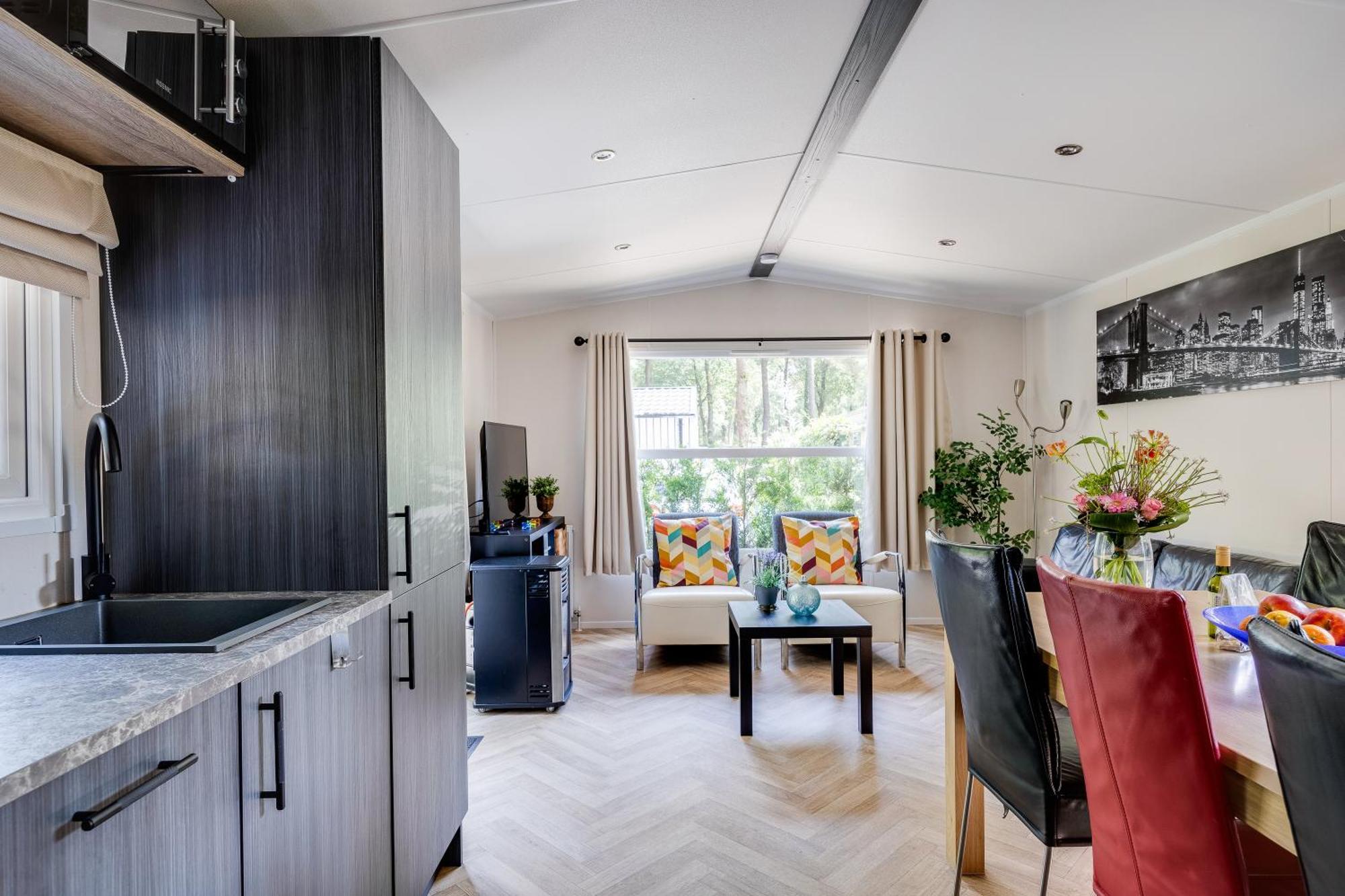 Veluwe Hoenderloo Luxury Chalet With Private Sauna And Hot Tub - Swimming Pool Tennis Court Supermarket Bowling Alley Theatre And Entertainment For Children Esterno foto